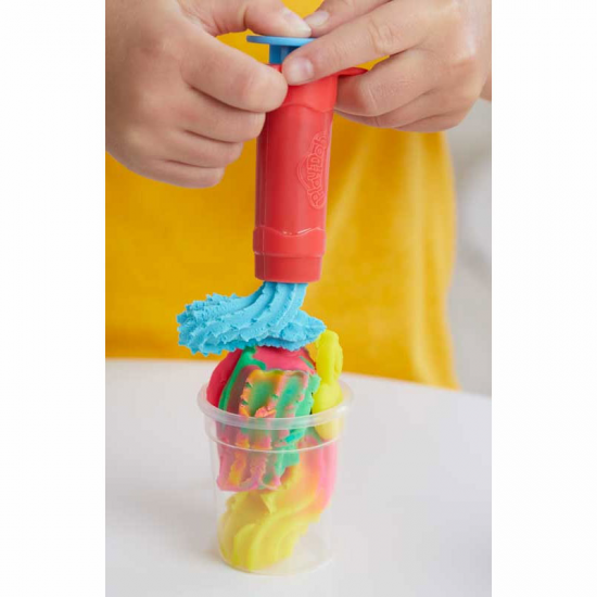 HASBRO PLAY-DOH SWIRLIN SMOOTHIES BLENDER PLAYSET F9142