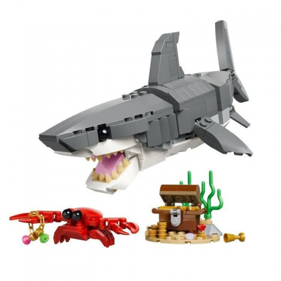 LEGO CREATOR 3 IN 1 - FIERCE SHARK WITH A TREASURE CHEST 31381