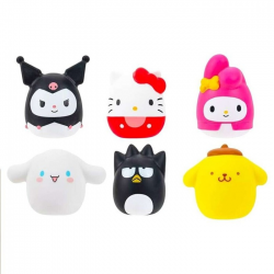 SQUISHMALLOWS SQUOOSHEMS ΣΑΝΡΙΟ ΣΑΚΟΥΛΑΚΙ ΜΕ ΖΟΥΛΗΧΤΗ ΦΙΓΟΥΡΑ 6ΕΚ. HELLO KITTY AND KUROMI